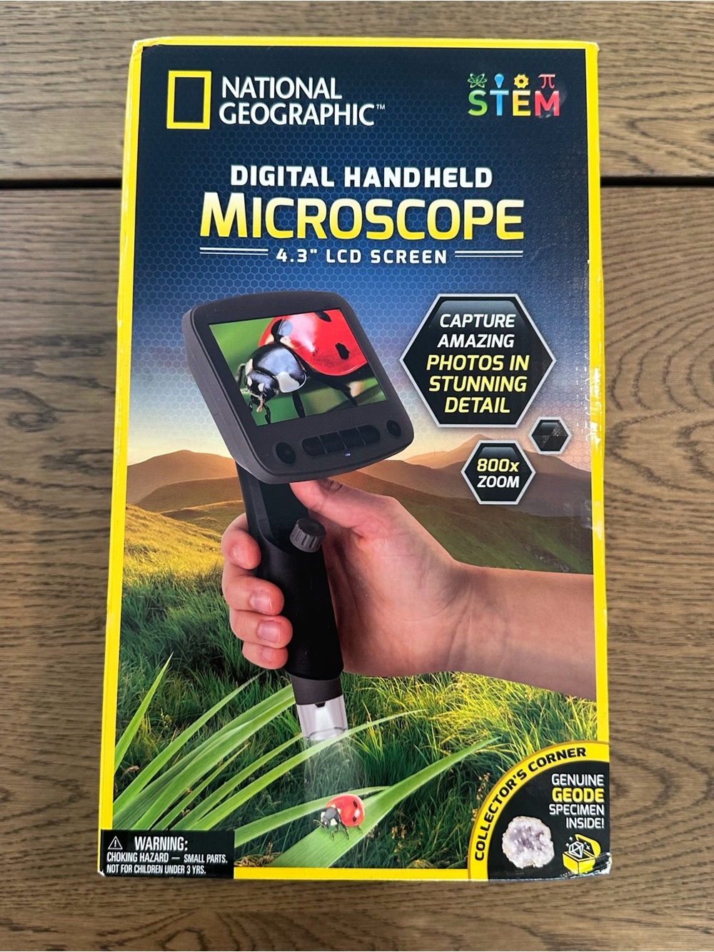 National Geographic Digital Handheld Microscope 4.3” LCD Screen 800x STEM Kit